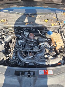 Rozpredám audi a6 3.0tdi c6 4x4 165kw rv07 - 5