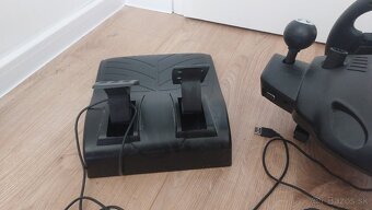 Logitech driving force GT - 5