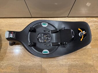 Cybex Platinum Sirona Z i-SIZE vratane otocneho podstavca - 5