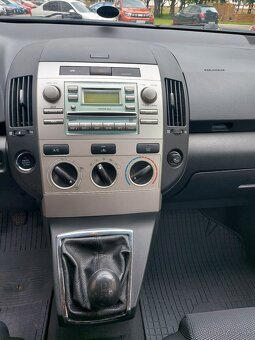 Predam Toyota Corolla Verso - 5