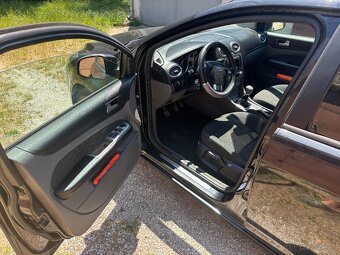Ford Focus - 5
