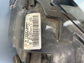 Audi A5 8T Pravé predné svetlo - 5