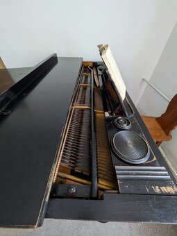 Starožitný klavír - 5