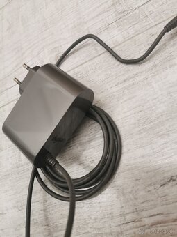 Vysávač Dyson v11 - 5