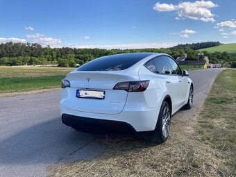 Tesla Model Y 03/2023 DualMotor + ťažné zariadenie - 5