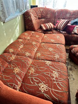 Rohová sedačka + kreslo + 2 taburetky - 5