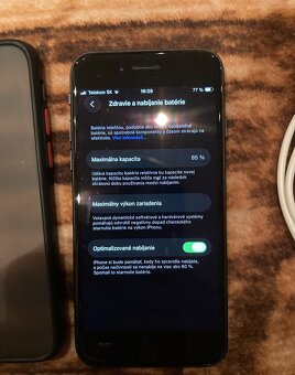 Apple iPhone SE 2020 128GB s príslušenstvom - 5