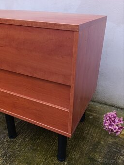 Hnedé pulty do prevádzky alebo dielne - 5