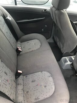 skoda fabia 1.4mpi/2001 rok . - 5
