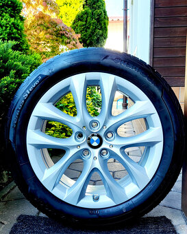 alu R17 5x112, senzory tlaku, letné pneu 205/55, orig. BMW 2 - 5