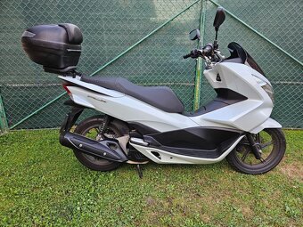 Predám skúter Honda PCX 125 - 5