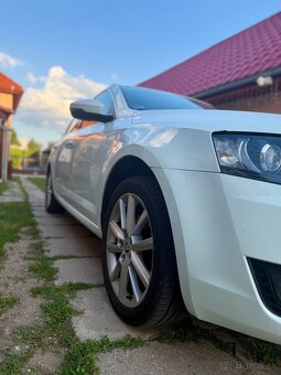 Škoda Octavia Combi 2.0 TDI Style DSG – 2015 - 5