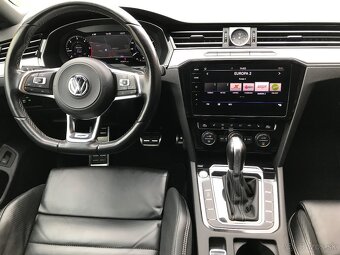 Predám vw Passat Rv 2018 limuzína Dsg R line 88 kW - 5