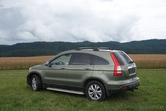 Honda CRV 4x4 Benzin V-tec ročník 2007
- 5