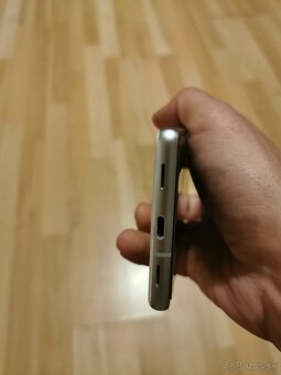 Google Pixel 7A - 5