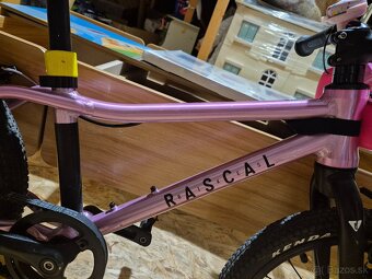 Ultra ľahký bicykel Rascal 16 - 5