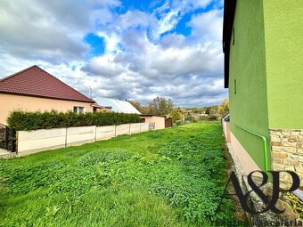 POZEMOK PRE VÝSTAVBU RODINNÉHO DOMU, 747 m2, PRIETRŽ, okr. S - 5