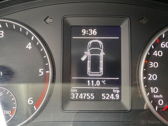 VW Touran 2.0TDi 103kw, rok výroby 2010 - 5