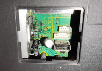 Predam Televizor TV JVC LT-22HG32E - 5