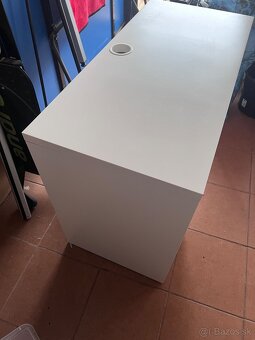 Pracovný detský stôl IKEA MICKE - 5