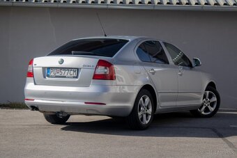 Škoda Octavia 2.0 TDI Elegance - 5