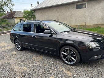 ŠKODA SUPERB COMBI 2.0 CR TDI DSG r.v. 2014 - 5