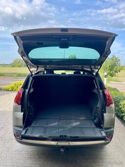 Peugeot 3008 1.6 hdi - 5