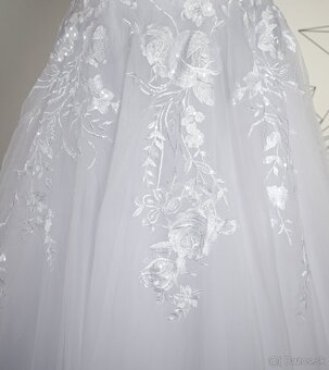 Nové svadobné šaty Gypsophila biele - 5