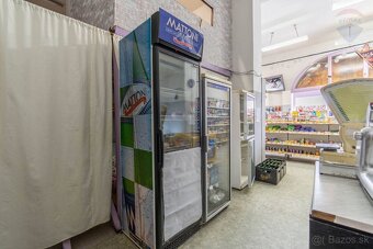 PREDAJ: Obchodný priestor na frekventovanej adrese, Handlová - 5