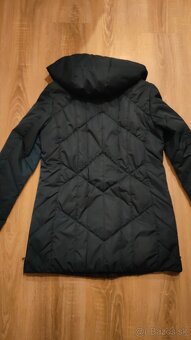 Kvalitná dámska zimná bunda 38/40 - 5