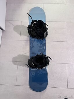 Predam detsky snowboard s viazaním a topánkami - 5
