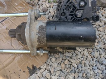 Štartér 1.9 TDI 85kw AJM 4motion golf 4 - 5