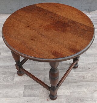 Stolík okrúhly starožitný. - 5