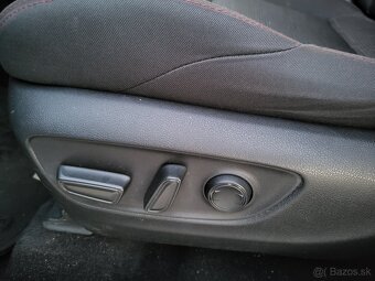Toyota Rav4 Plug-In hybrid - 4x4 - 5