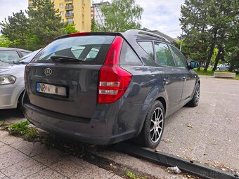 Kia Ceed Sw, 104tis Km, Servis len KIA, Zimné a Letné kolesá - 5