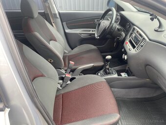 KIA Rio 1.4i 71kW Benzín, Rok výroby 2007, rádio, centrálne - 5