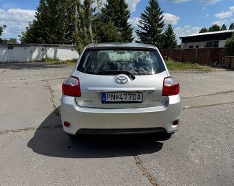 Toyota Auris 1.6 VVT-i 97 kW - 5