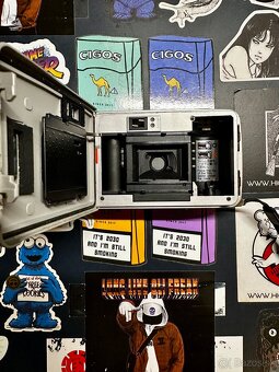 Yashica T5 - 5