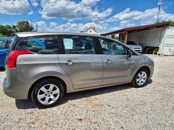 Peugeot 5008 - 5