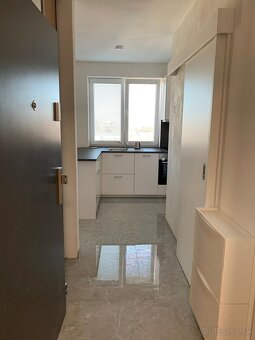 Predaj byty 1 iz. Pluhová ul. Bratislava III - Nové Mesto - 5