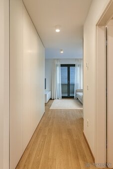 Ponúkam do prenájmu moderný 1izb byť - 5