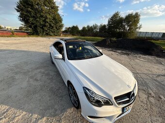 Mercedes-Benz E 200 Coupé - 5