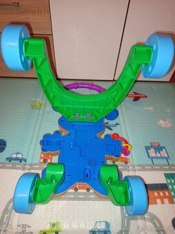 Fisher price chodítko psík - 5