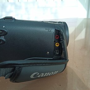 Canon VIXIA HV30 FullHD 1920 x 1080 Mini DV kamera s HDMI - 5