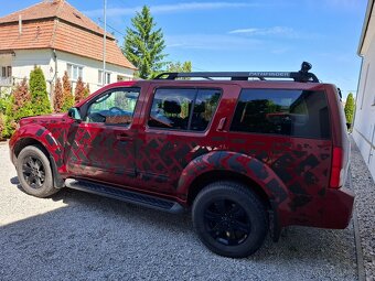 Nissan Pathfinder 4X4 7 Miestné LED ŤAŽNÉ - 5