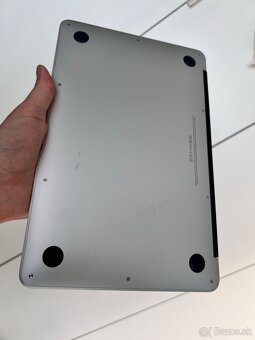 Apple MacBook Air (11-inch, Mid 2012) - 5