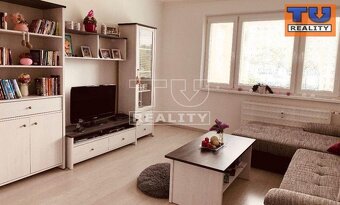 REZERVOVANÝ- 3 IZBOVÝ BYT SÍDLISKO- HÁJIK , 70m2 - 5
