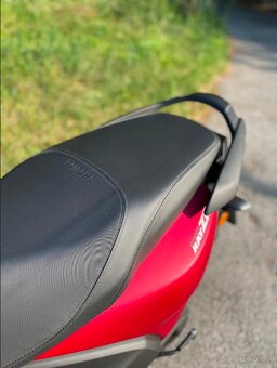 Skúter Yamaha RayZr 125 - 5
