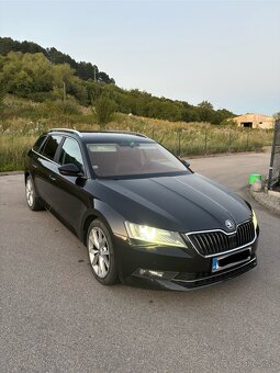 ŠKODA SUPERB 2.0 TDI DSG STYLE - 5