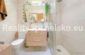 Prostorný dvoupodlažní dům poblíž Růžového jezera 239.990EUR - 5